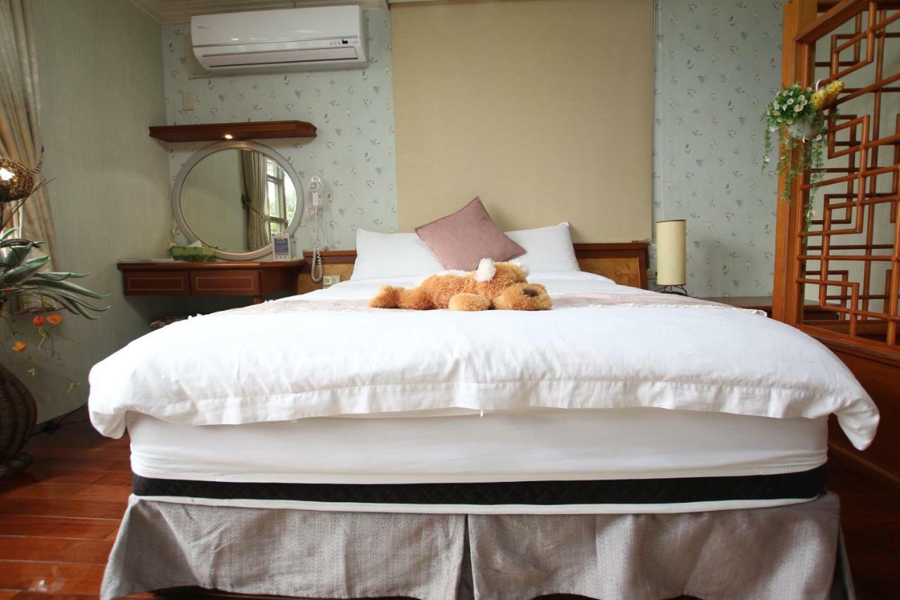 Yilan Pine Villa Homestay La Đông Ngoại thất bức ảnh