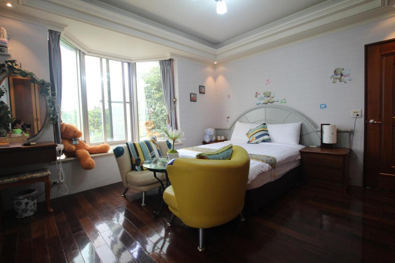 Yilan Pine Villa Homestay La Đông Ngoại thất bức ảnh